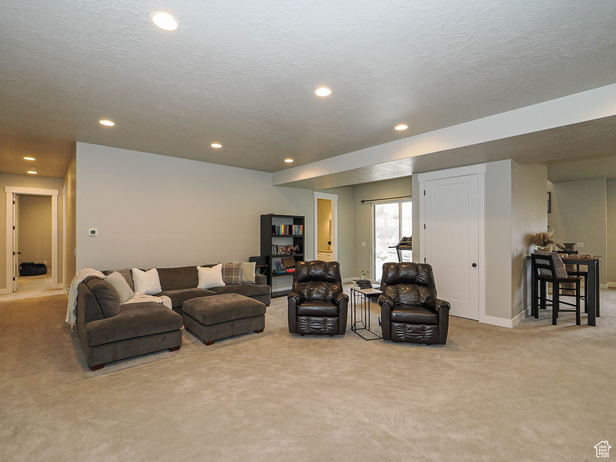 COVE AT HERRIMAN SPRINGS PHASE 1 - Residential