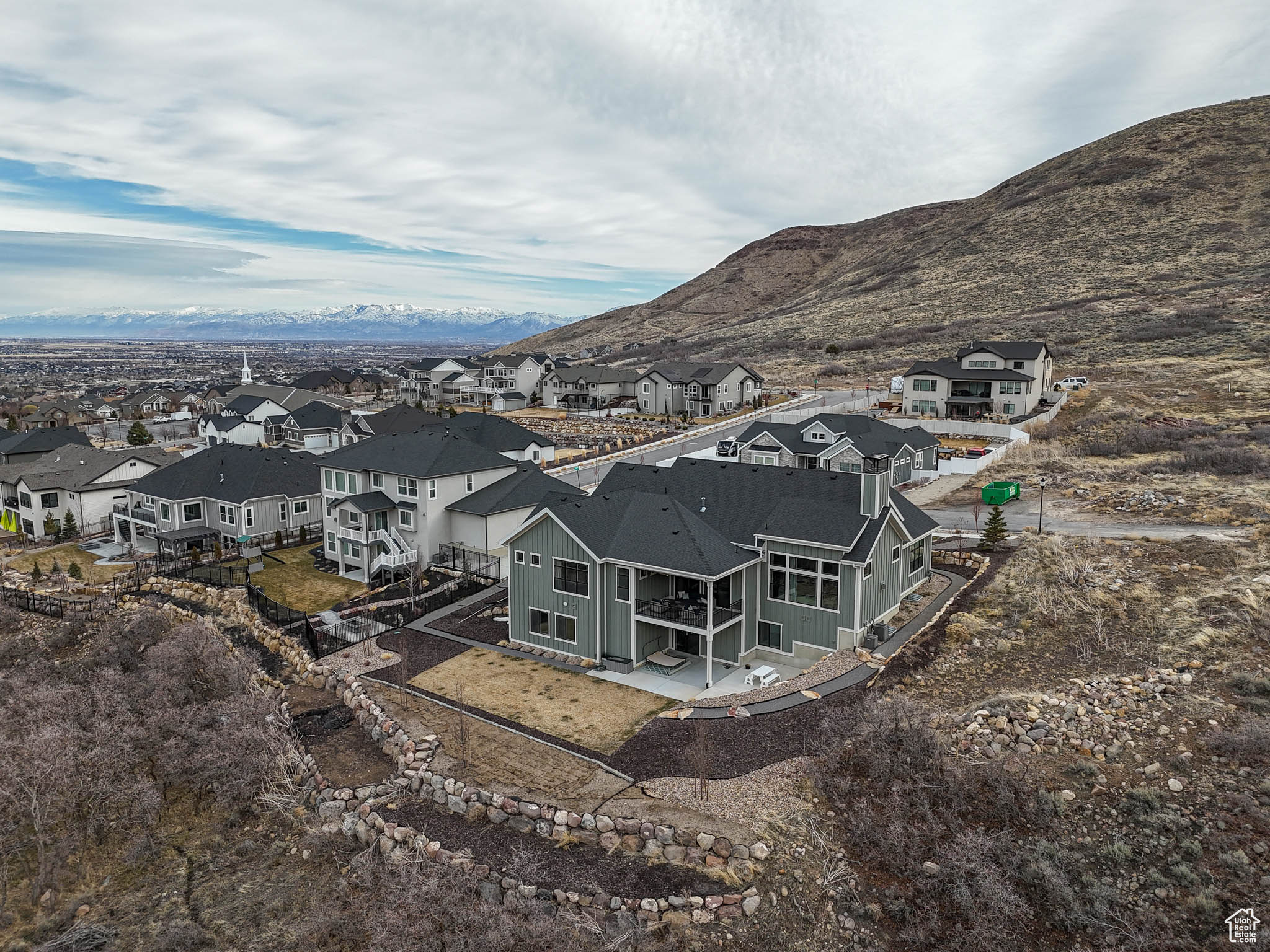 COVE AT HERRIMAN SPRINGS PHASE 1 - Residential