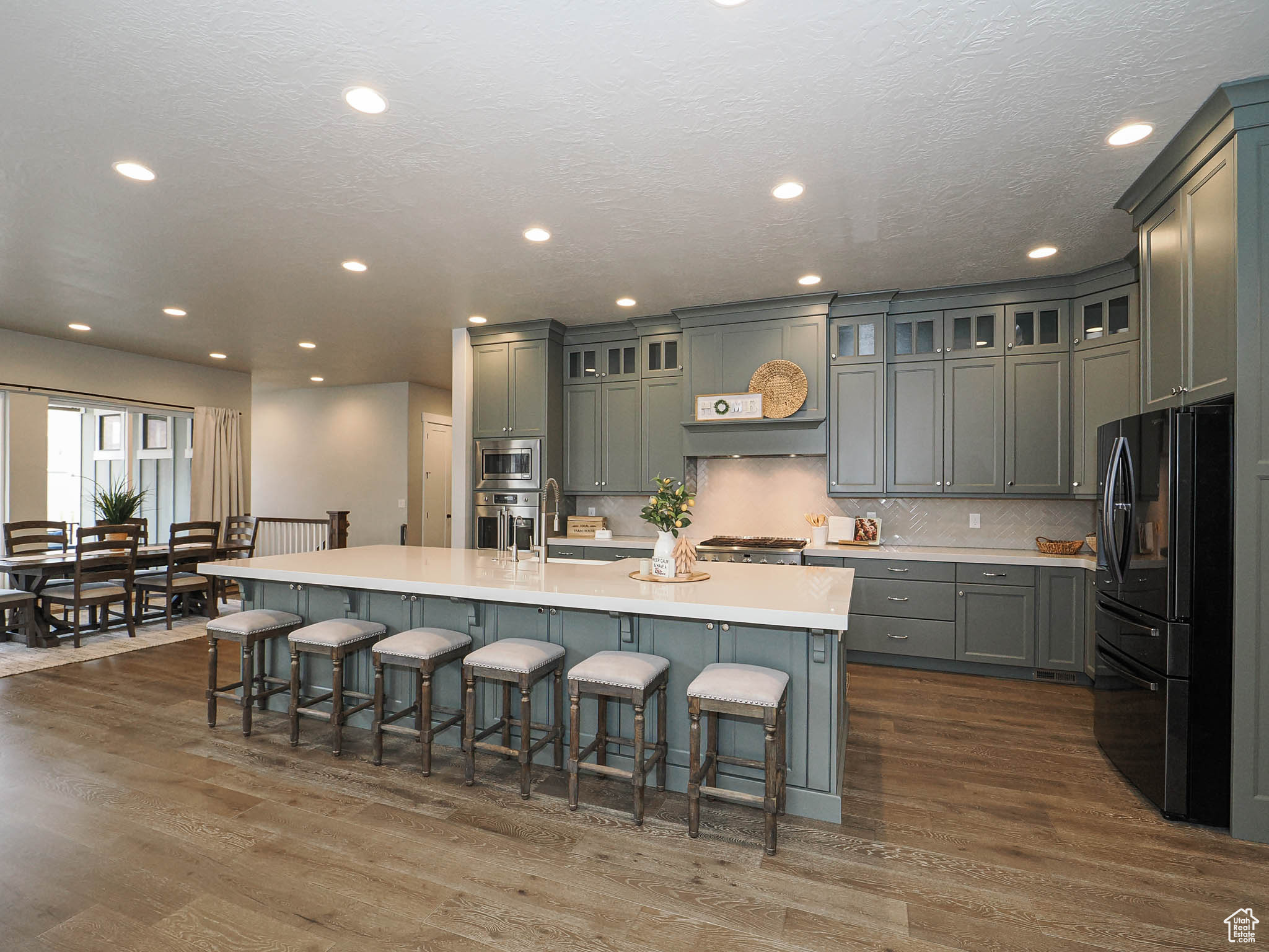 COVE AT HERRIMAN SPRINGS PHASE 1 - Residential