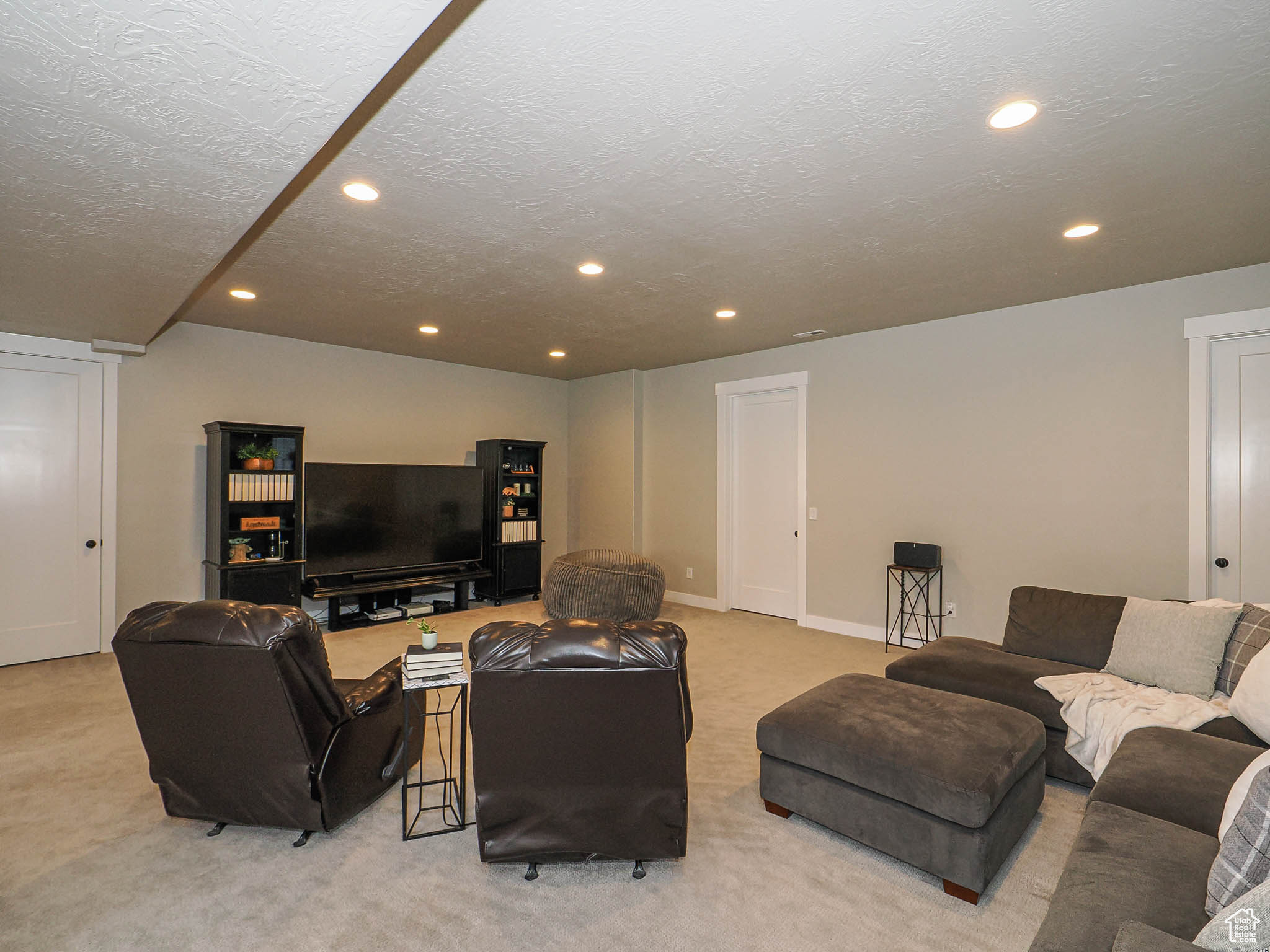 COVE AT HERRIMAN SPRINGS PHASE 1 - Residential