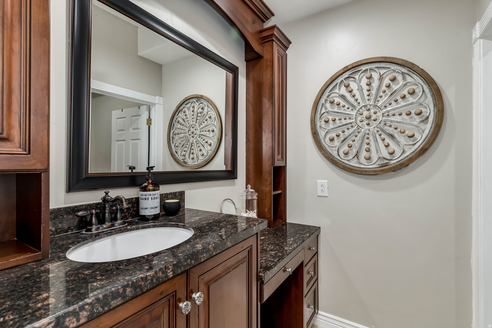 SLEEPY HOLLOW - Residential