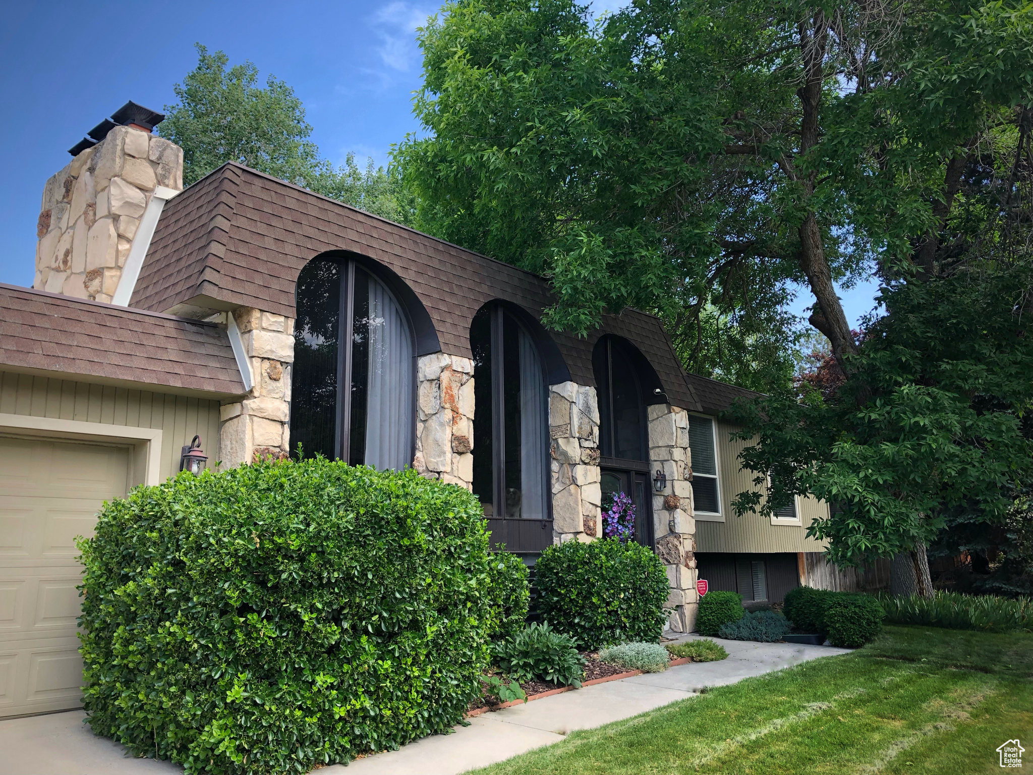 ENCHANTED HILLS - Residential