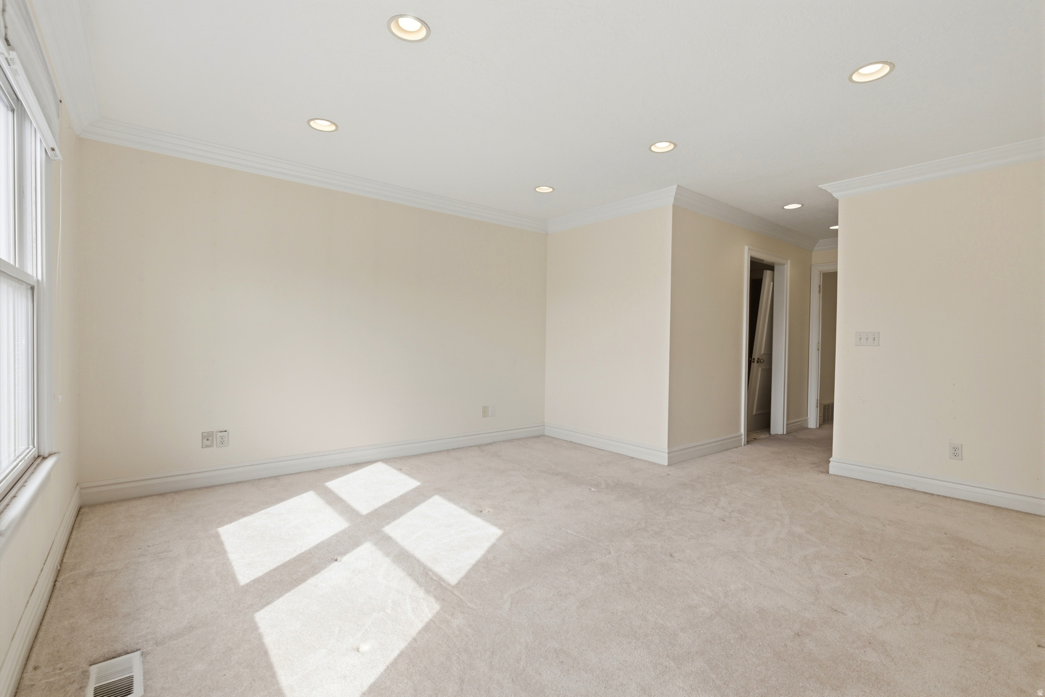 MEADOWS OF HOLLADAY - Residential