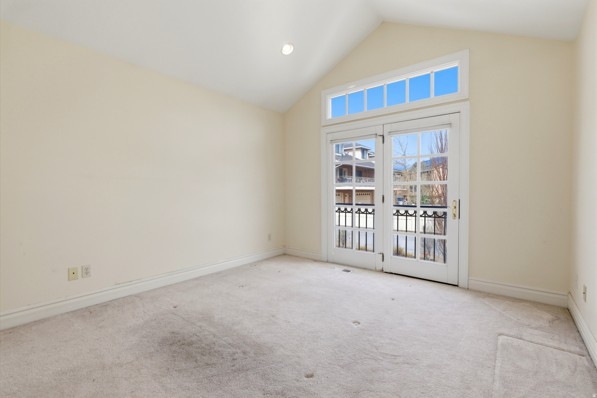 MEADOWS OF HOLLADAY - Residential