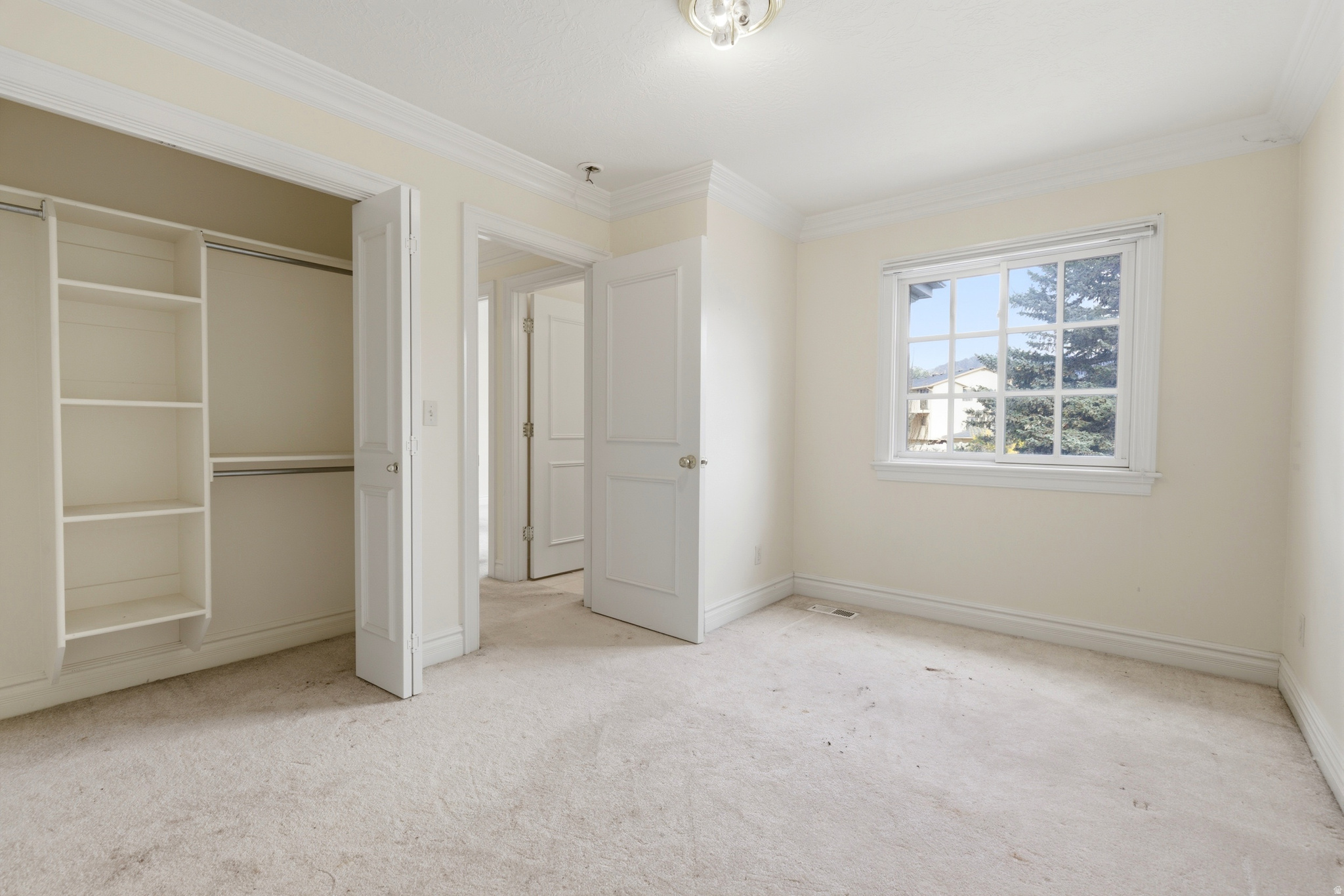 MEADOWS OF HOLLADAY - Residential