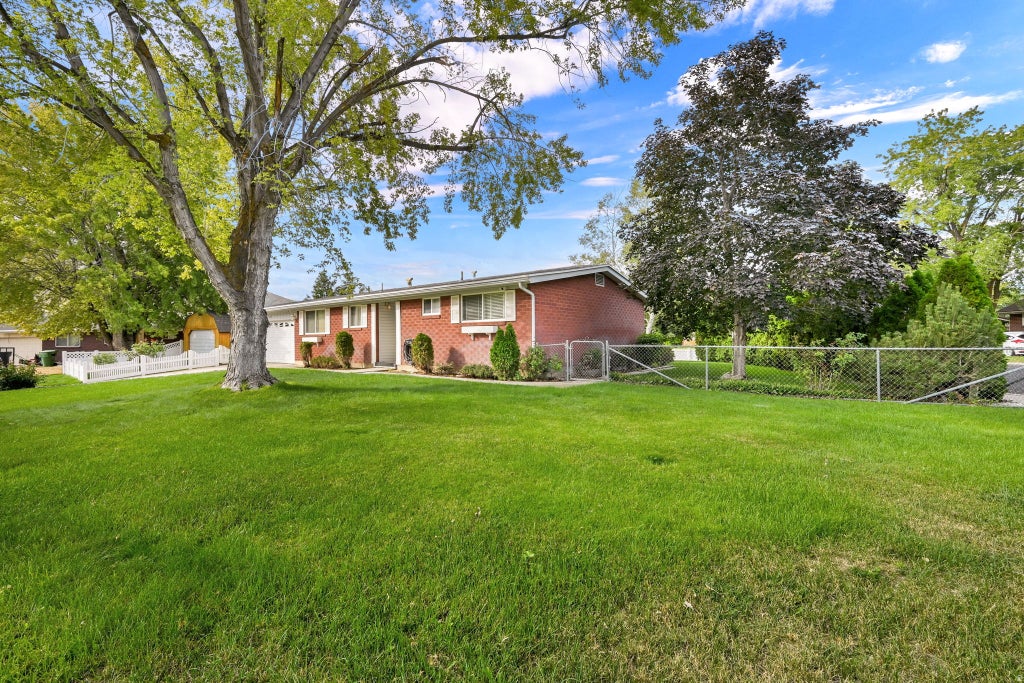 Photo of 327 PARK PL, Brigham City, UT 84302 (MLS # 2185200)
