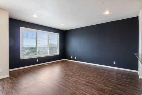Tiny photo for 1311 S ALPINE LOOP, Provo, UT 84606 (MLS # 2146576)