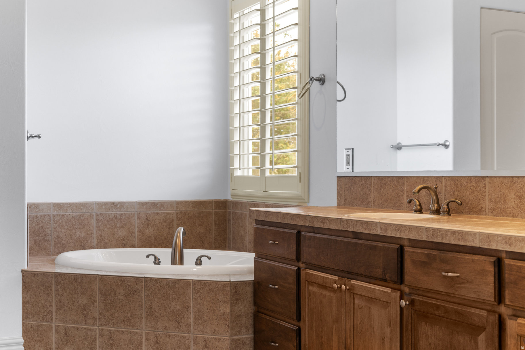 POINTE AT SUNBROOK 1 - Residential