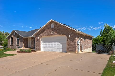 Tiny photo for 1832 E 7880 S, South Weber, UT 84405 (MLS # 2163164)