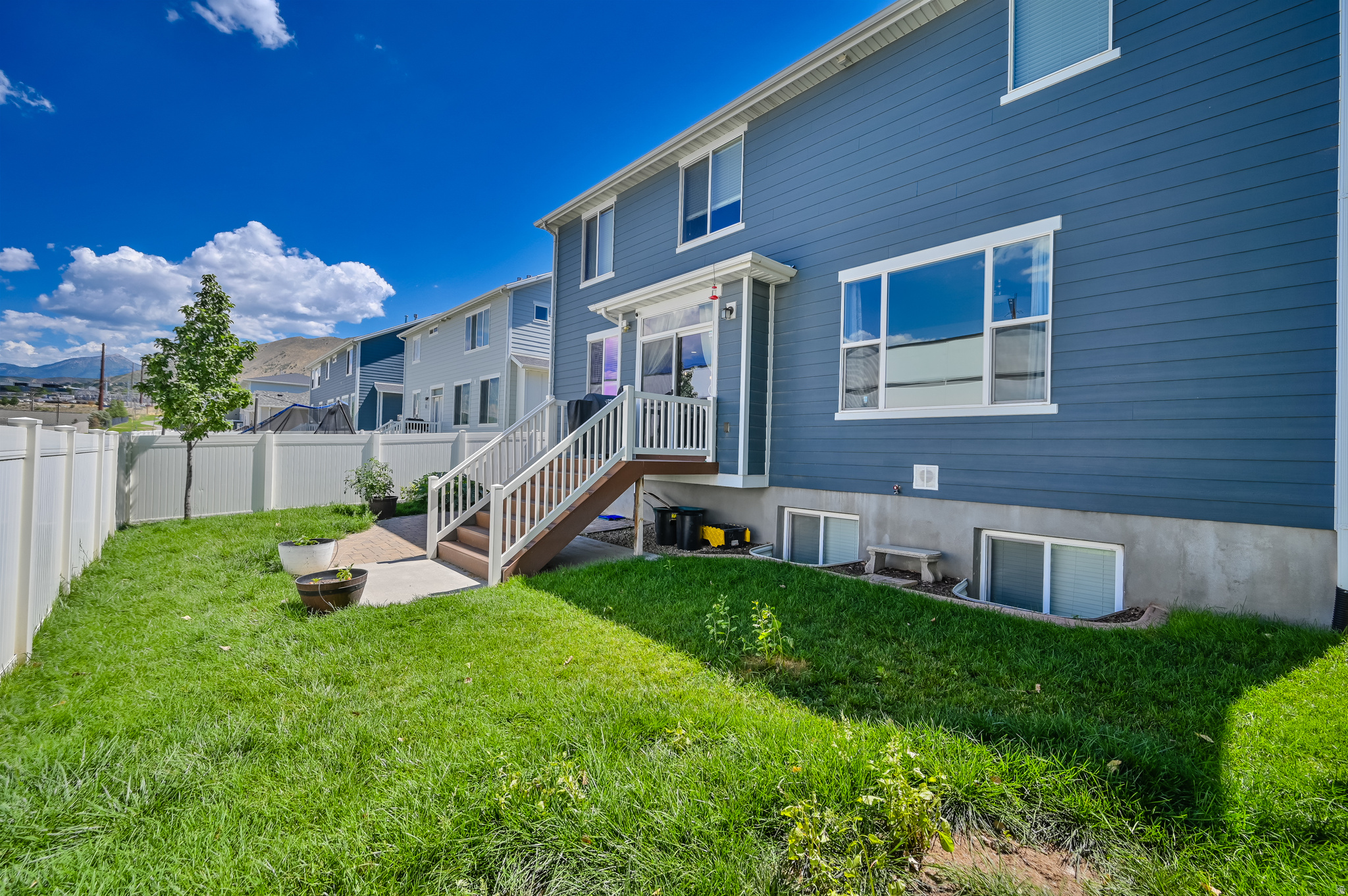 INDEPENDENCE AT THE - Residential Lease