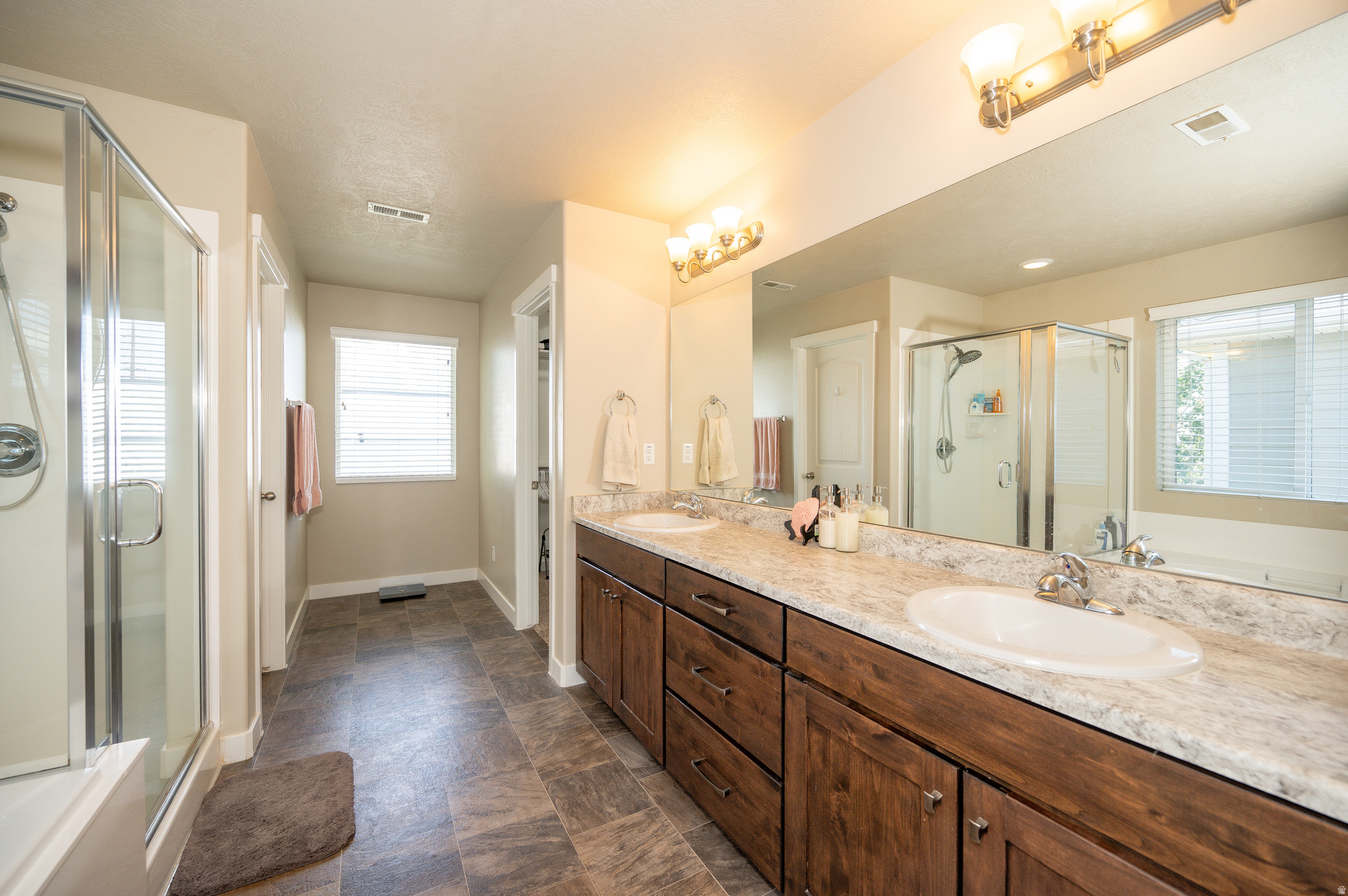 INDEPENDENCE AT THE - Residential Lease