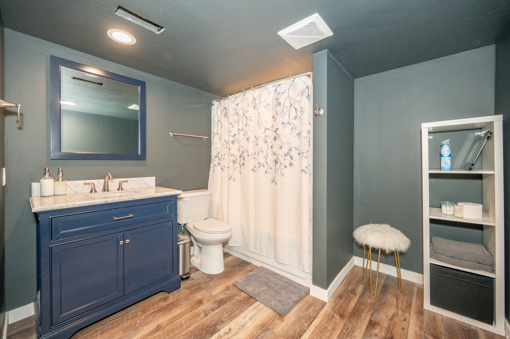 INDEPENDENCE AT THE - Residential Lease