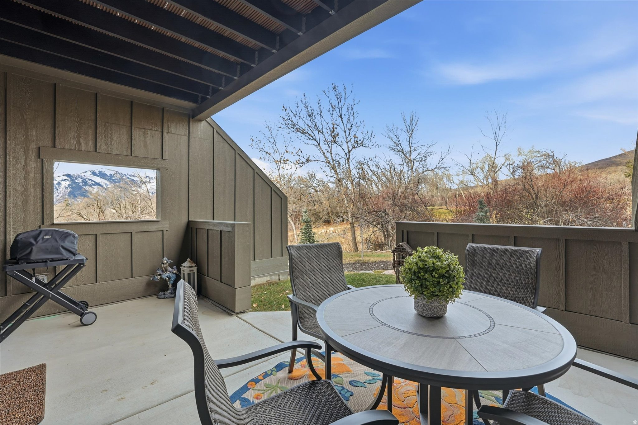 THE POINTE AT WOLF CREEK - Residential