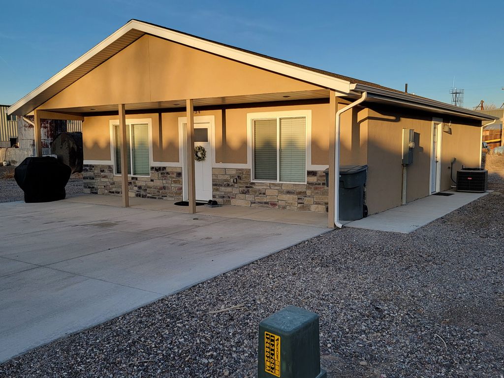 Photo of 334 N 450 W, Delta, UT 84624 (MLS # 2143453)