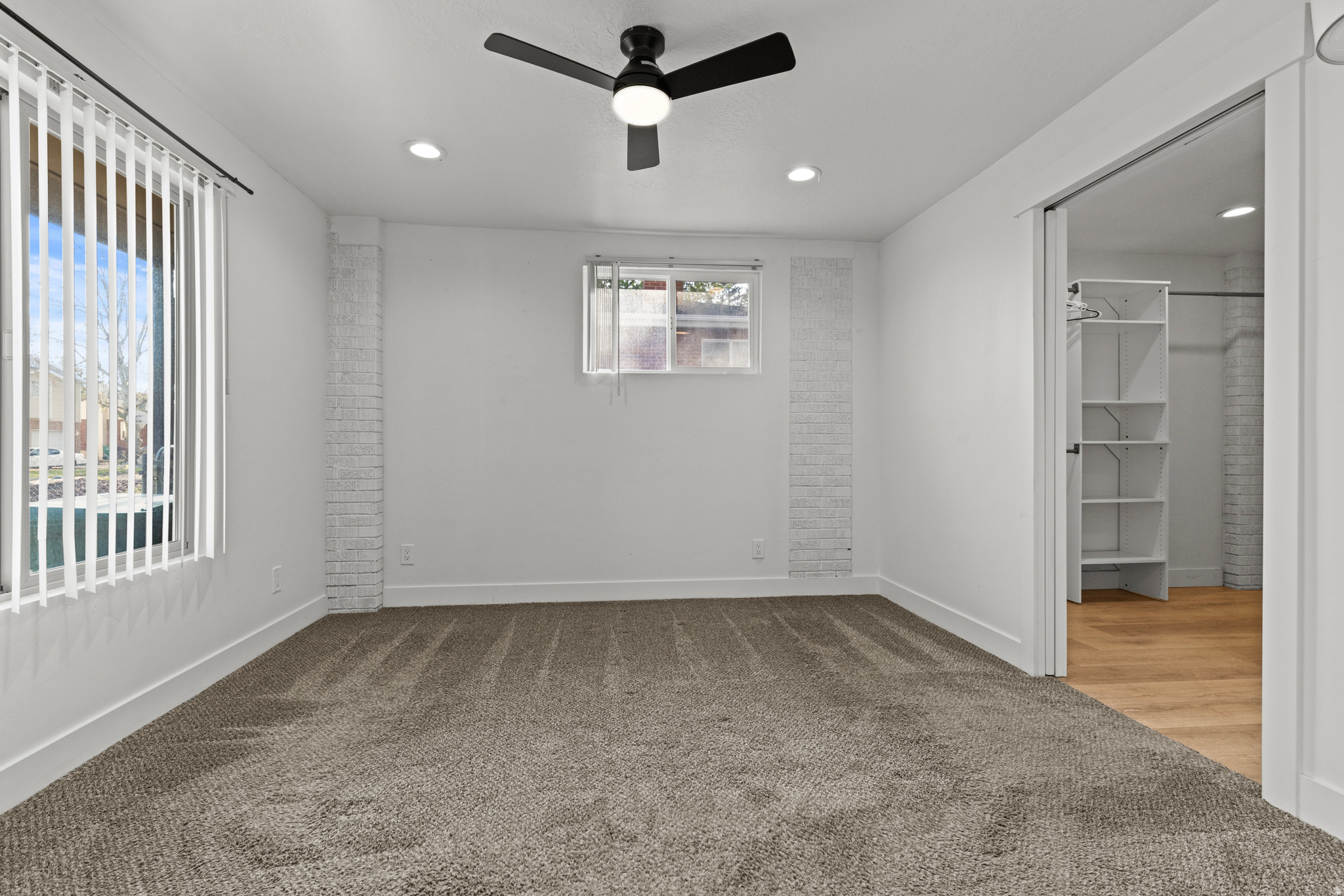 HAL-VERN PARK - Residential
