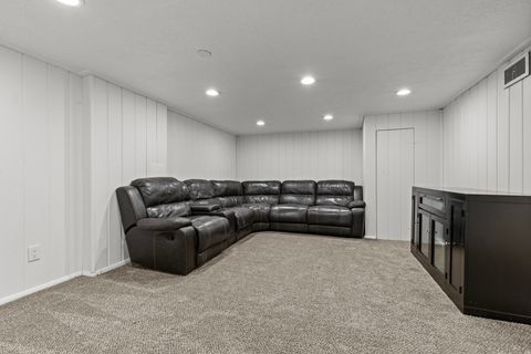 Tiny photo for 2101 W 3900 S, Roy, UT 84067 (MLS # 2157401)