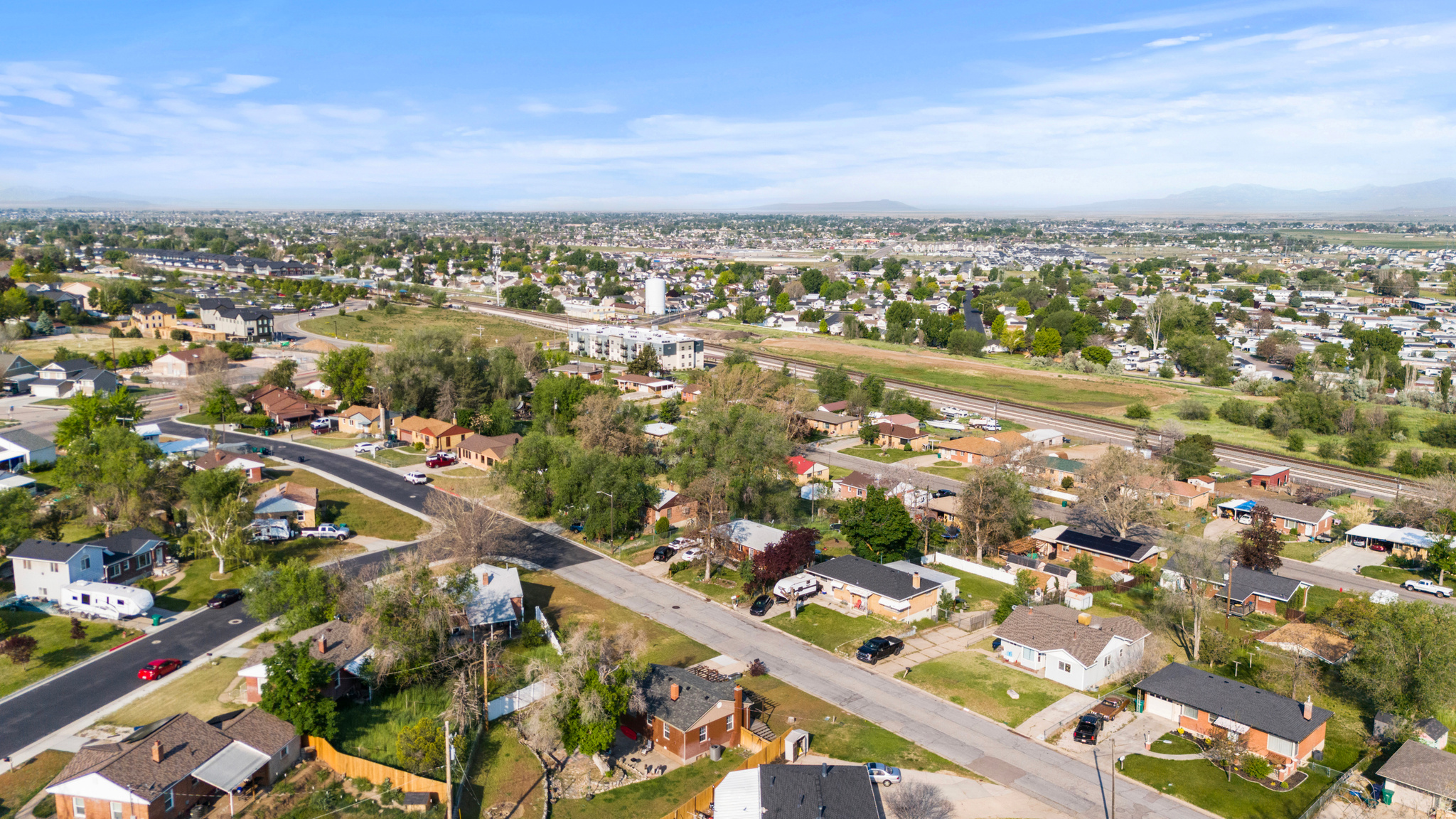 HAL-VERN PARK - Residential