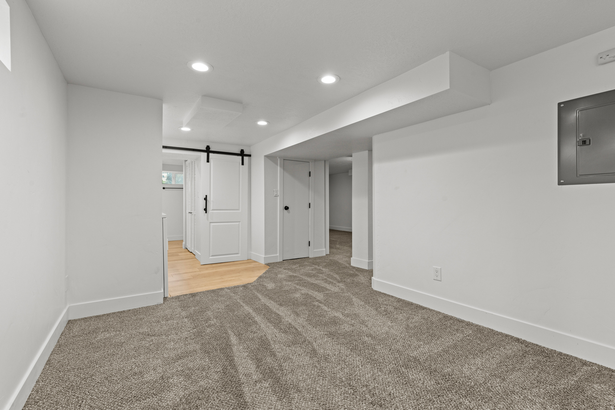 HAL-VERN PARK - Residential