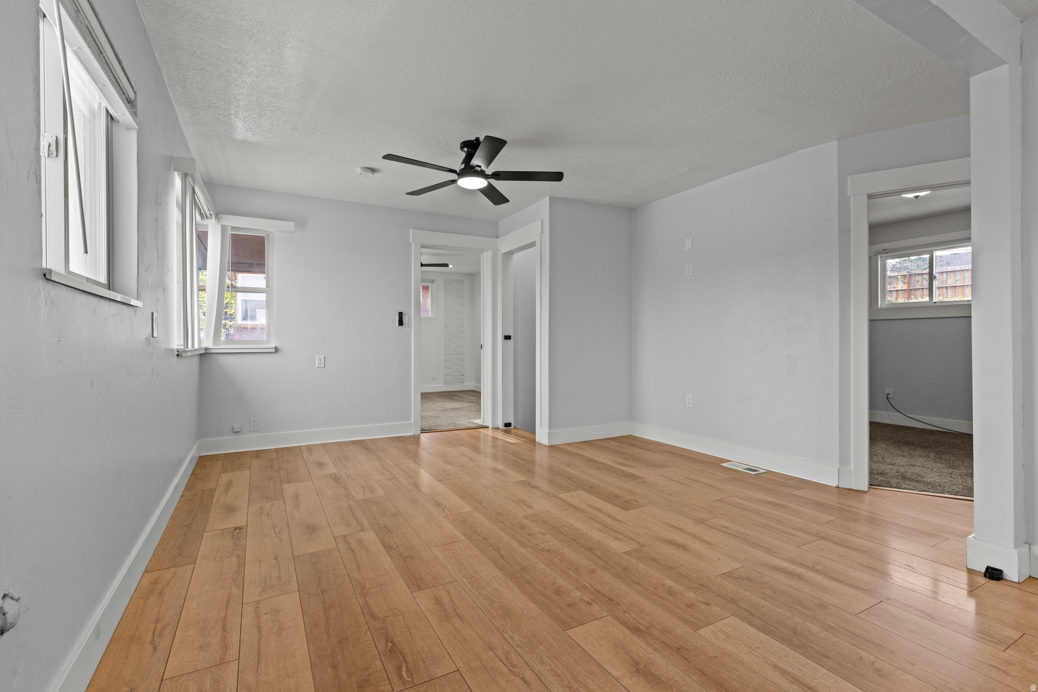 HAL-VERN PARK - Residential
