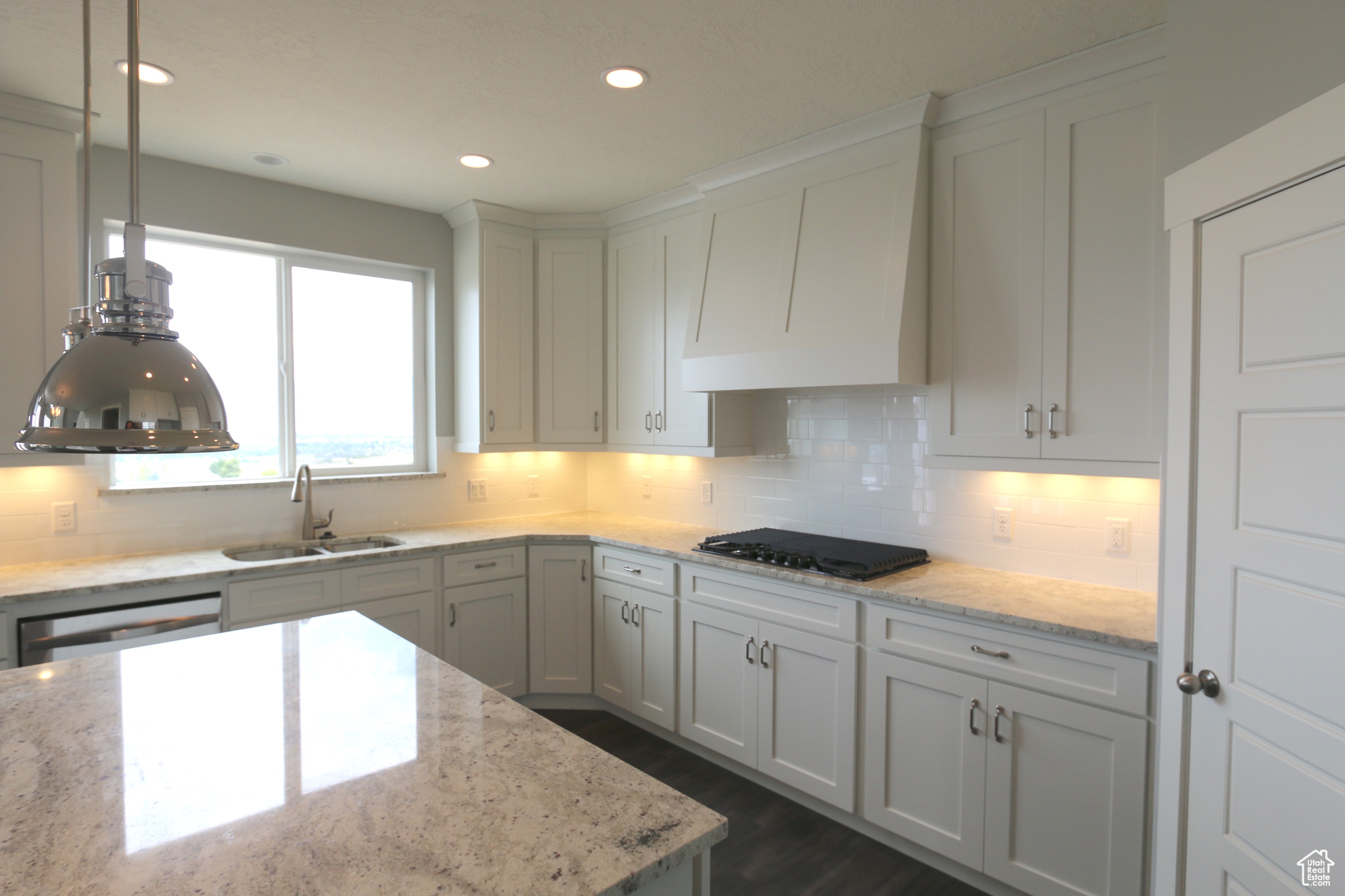 PARK ESTATES - Residential