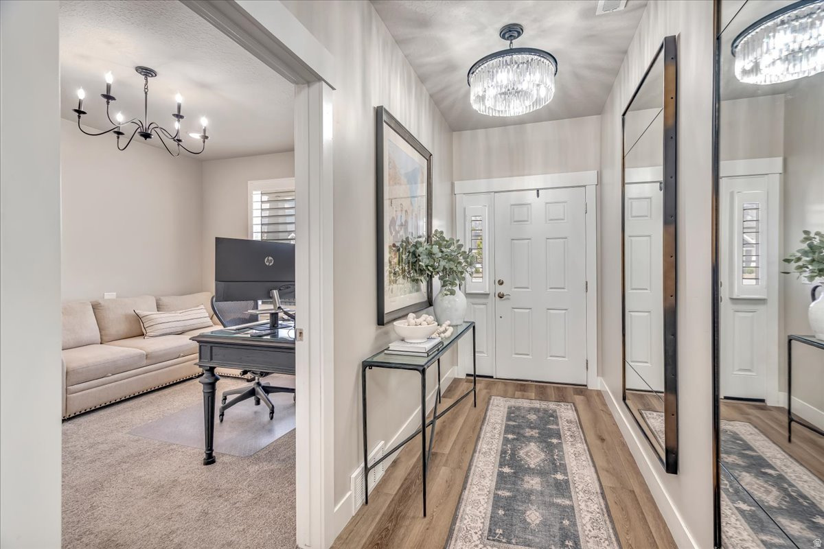 LAKEVIEW - Residential Income