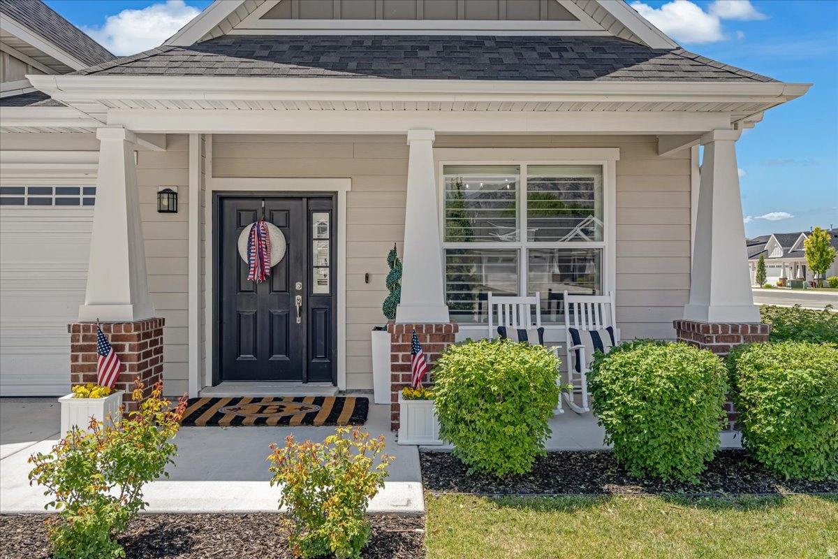 LAKEVIEW - Residential Income
