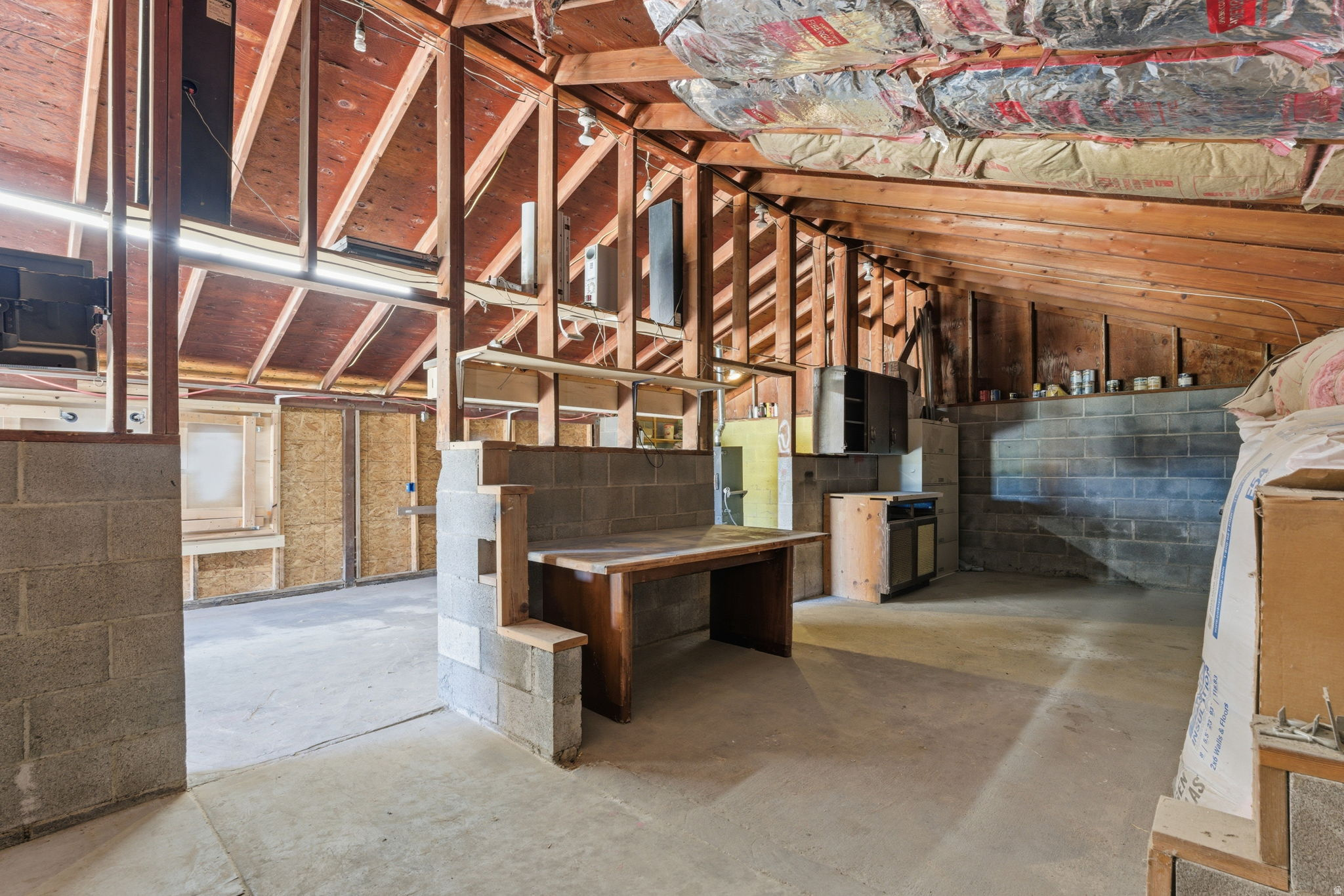 WHISPERWOOD - Residential