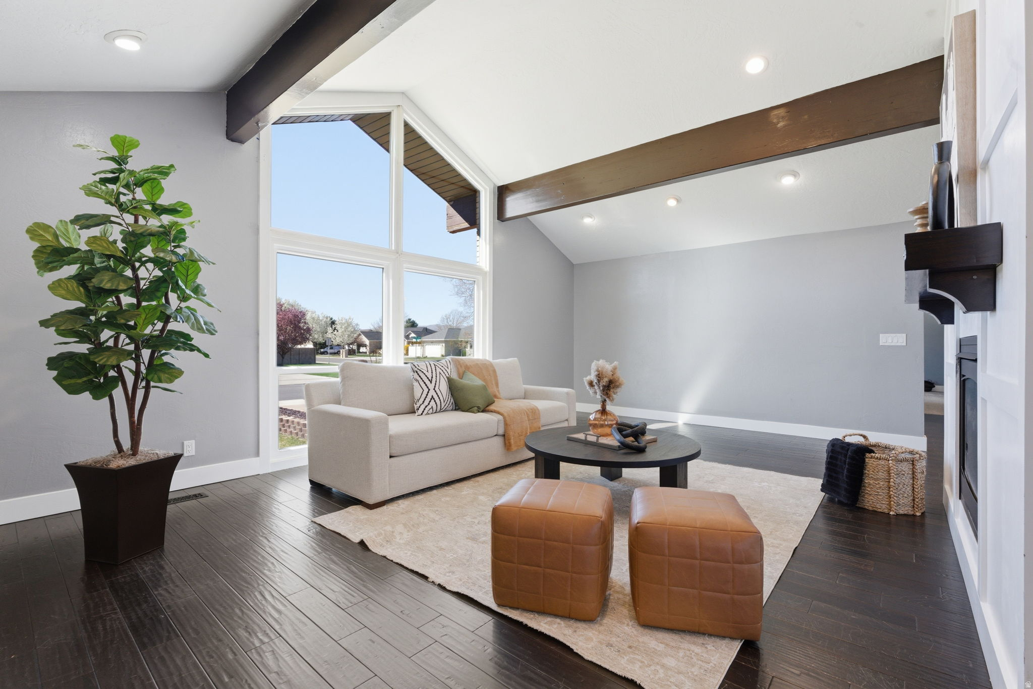 WHISPERWOOD - Residential