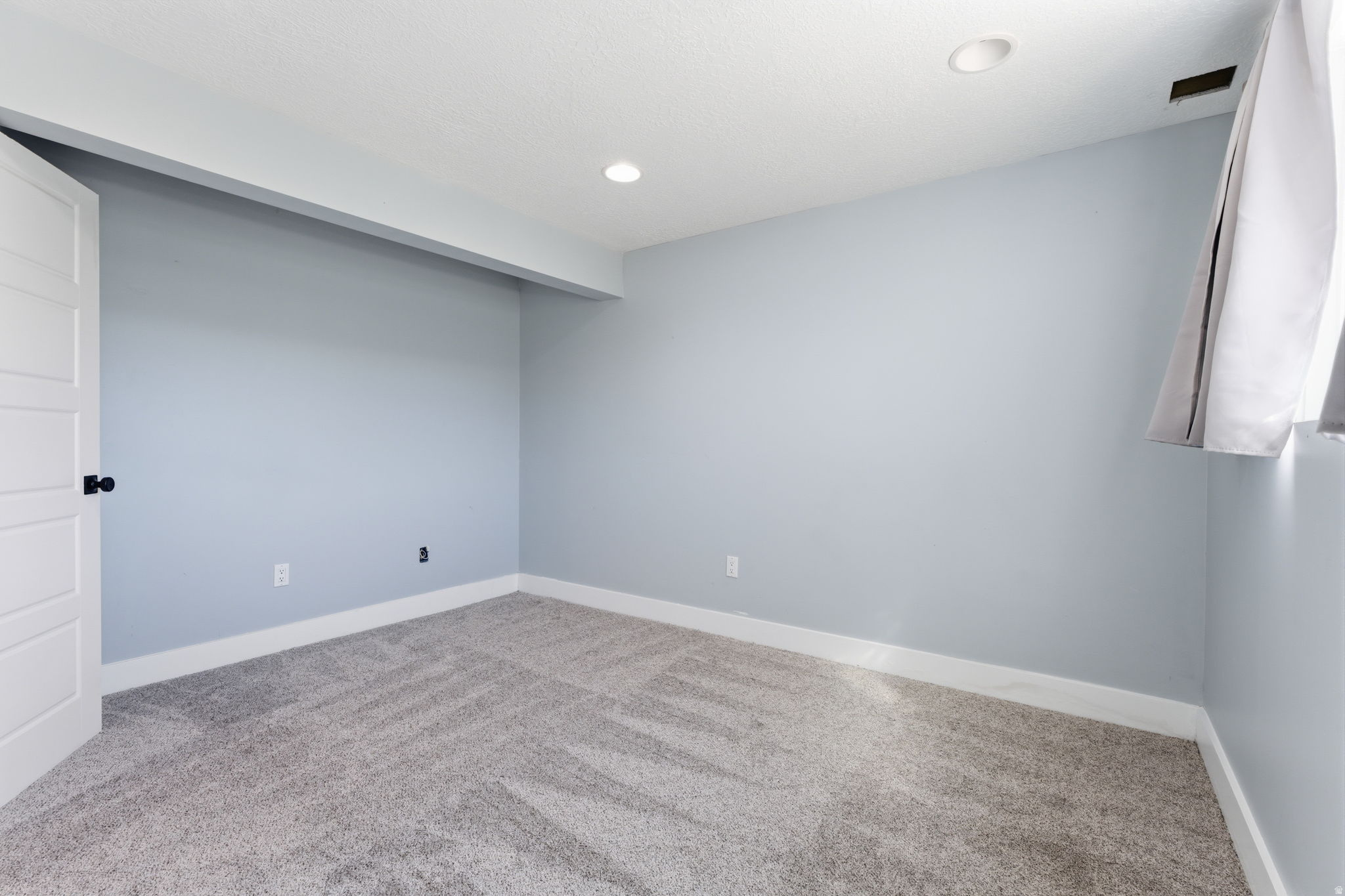 WHISPERWOOD - Residential