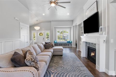 Tiny photo for 372 W CLARK CIR, Farmington, UT 84025 (MLS # 2116733)