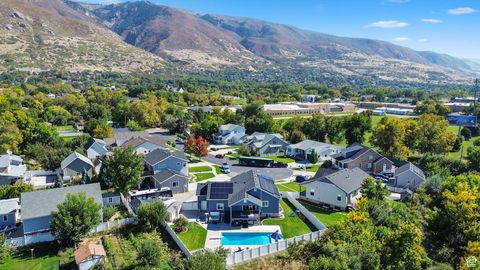 Tiny photo for 372 W CLARK CIR, Farmington, UT 84025 (MLS # 2116733)