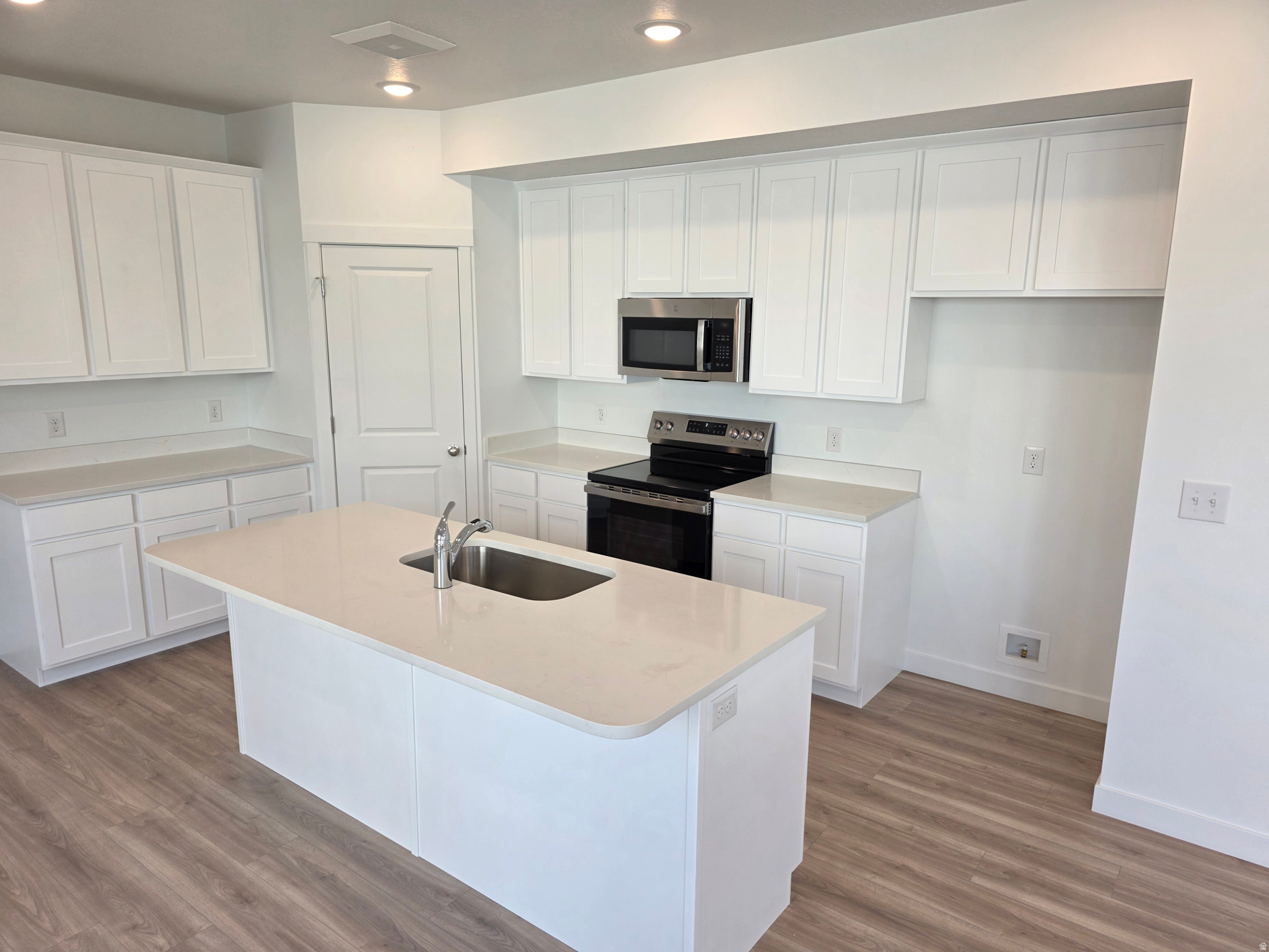 ARROWHEAD RANCH - Residential