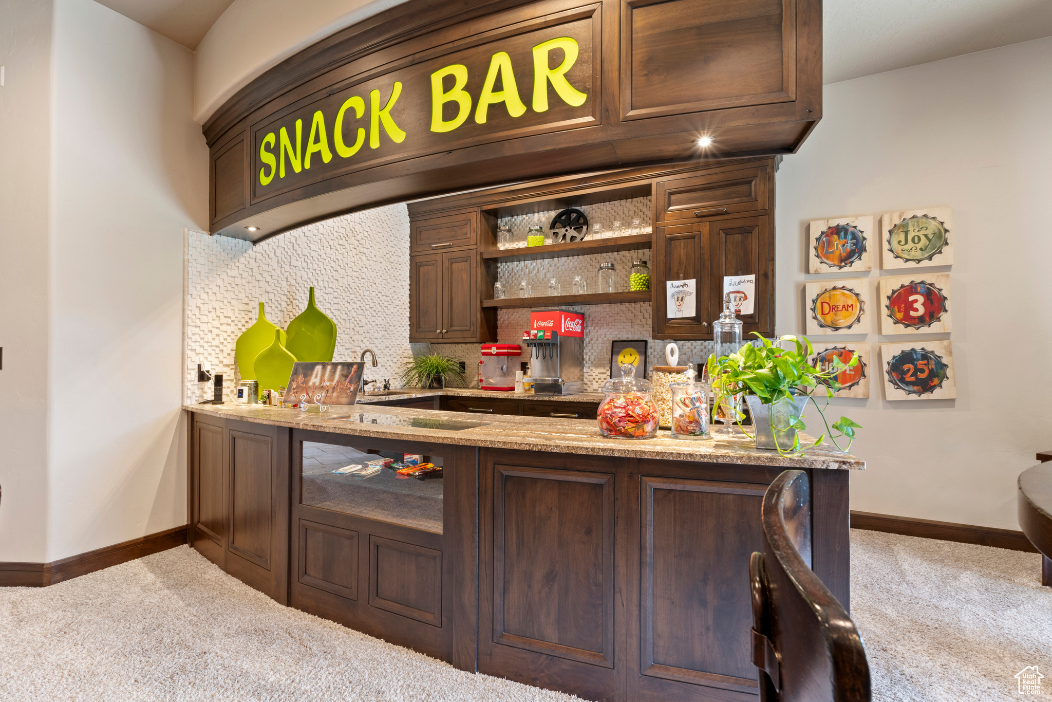 2596 E Flint St, Saint George, Utah image 35