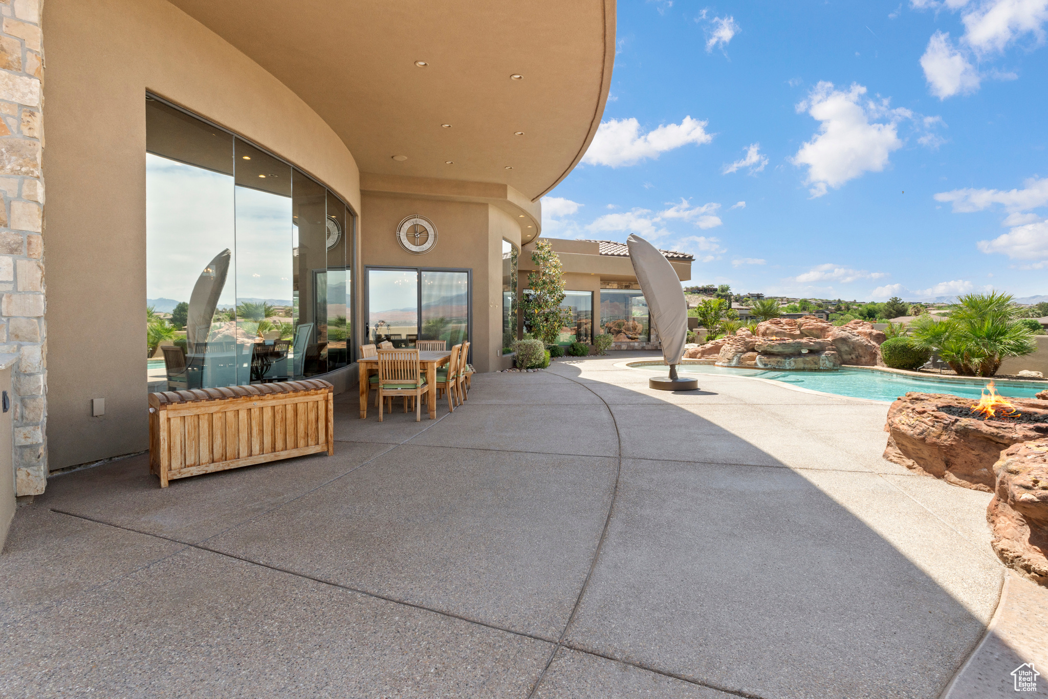 2596 E Flint St, Saint George, Utah image 50