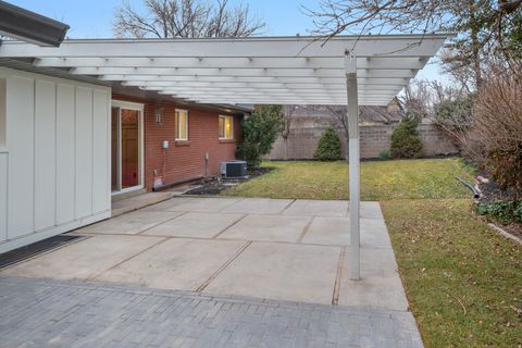 Tiny photo for 4695 S SYCAMORE Dr, Holladay, UT 84117 (MLS # 2133290)