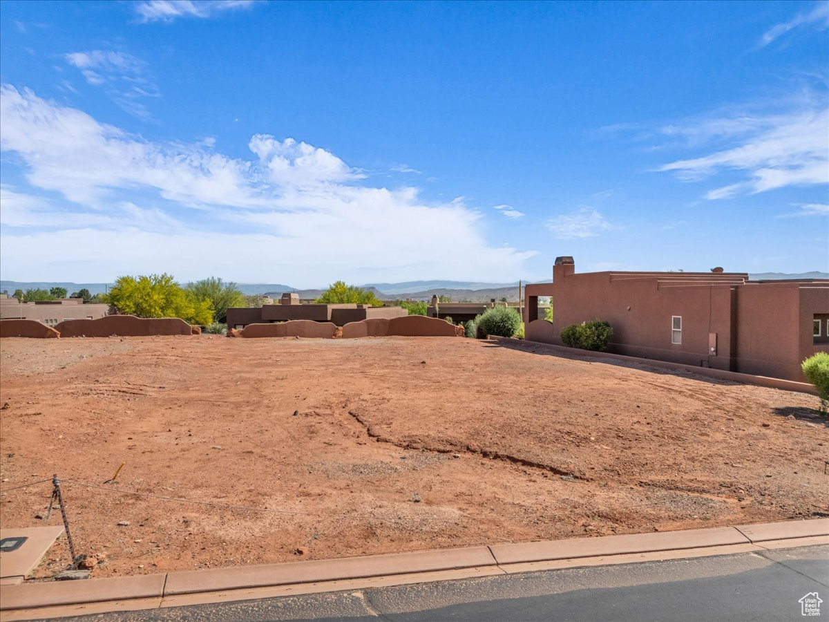 2085 Tuweap Dr #4, Saint George, Utah image 2