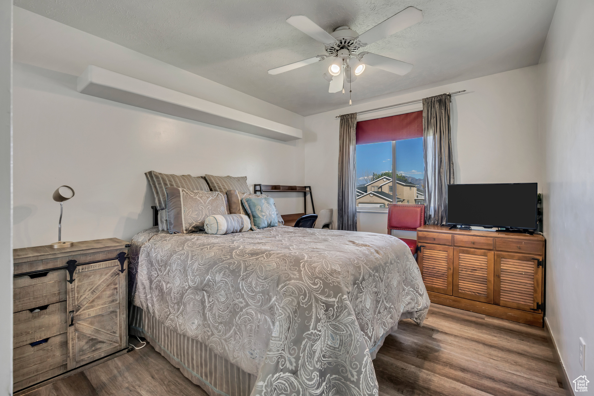 JORDAN HIGHLANDS - Residential