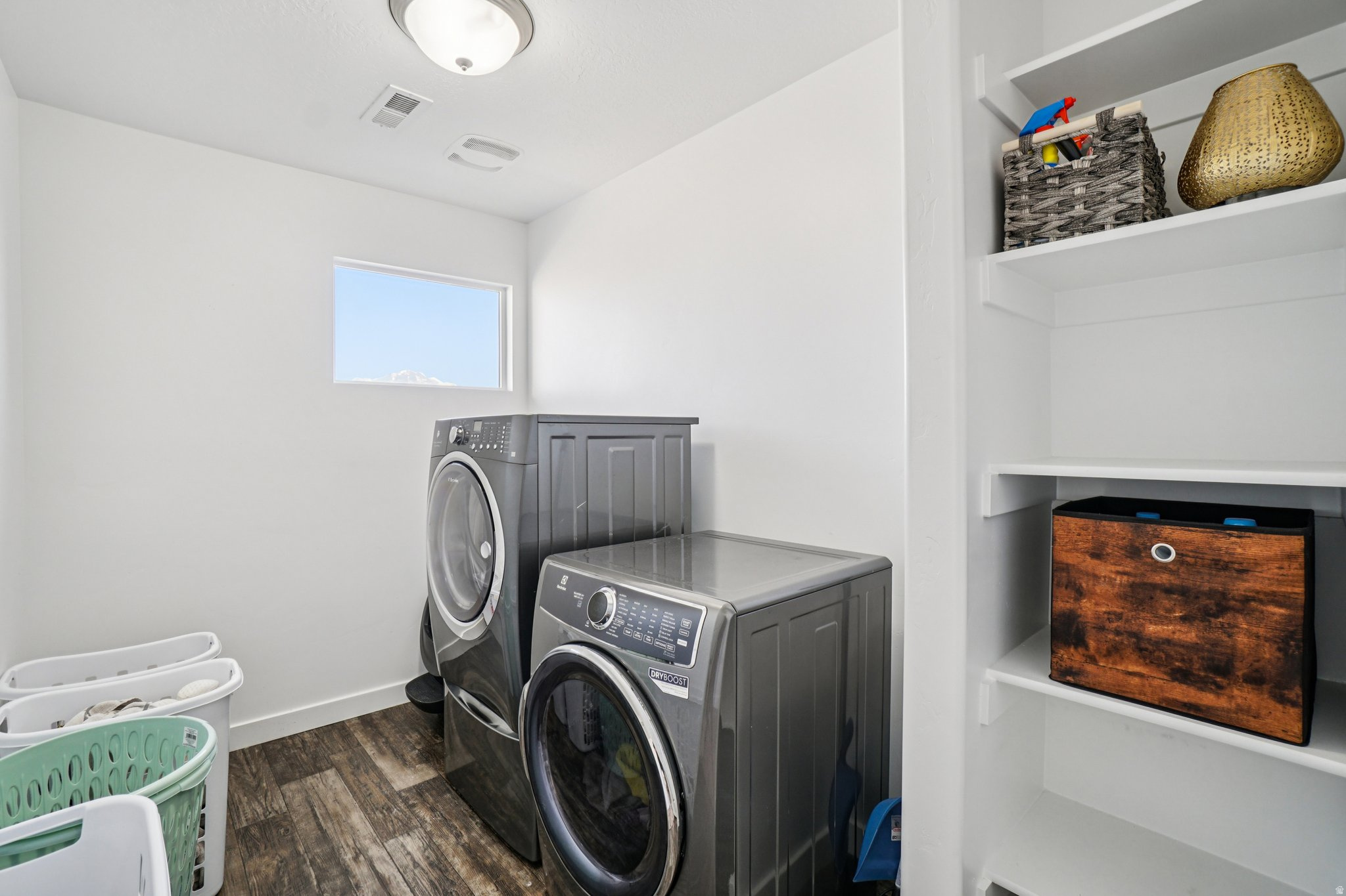 SOUTH HILLS - Residential