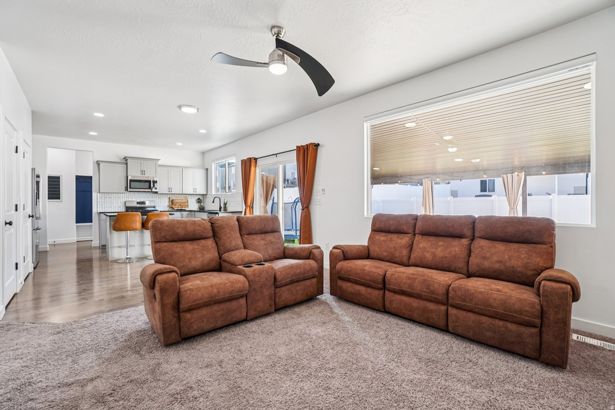 SOUTH HILLS - Residential