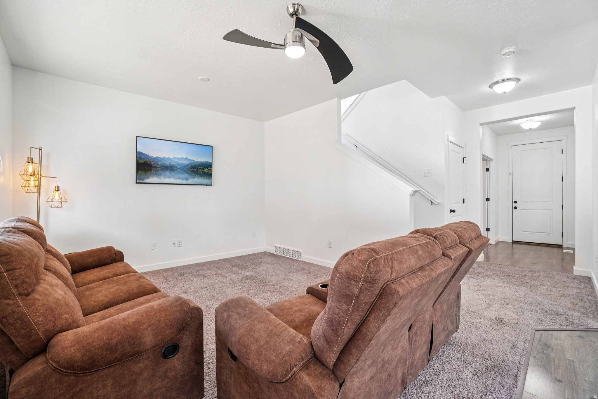 SOUTH HILLS - Residential