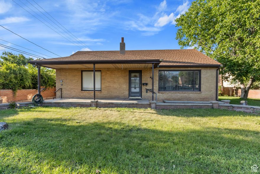 Welcome to this unique single-family home with incredible flexibility! Zoned for both residential and commercial use, this property offers a rare opportunity to live, work, or invest all in one space. Whether you're looking to create a cozy home, establish a private office, or launch a small business, this versatile property can accommodate it all. Featuring charming curb appeal and a functional layout, it's perfect for professionals, entrepreneurs, or anyone who wants their home and business under one roof.  This listing is also available on the residential MLS under #2089115 for added exposure. Don't miss the chance to own a property with this level of potential and zoning flexibility!