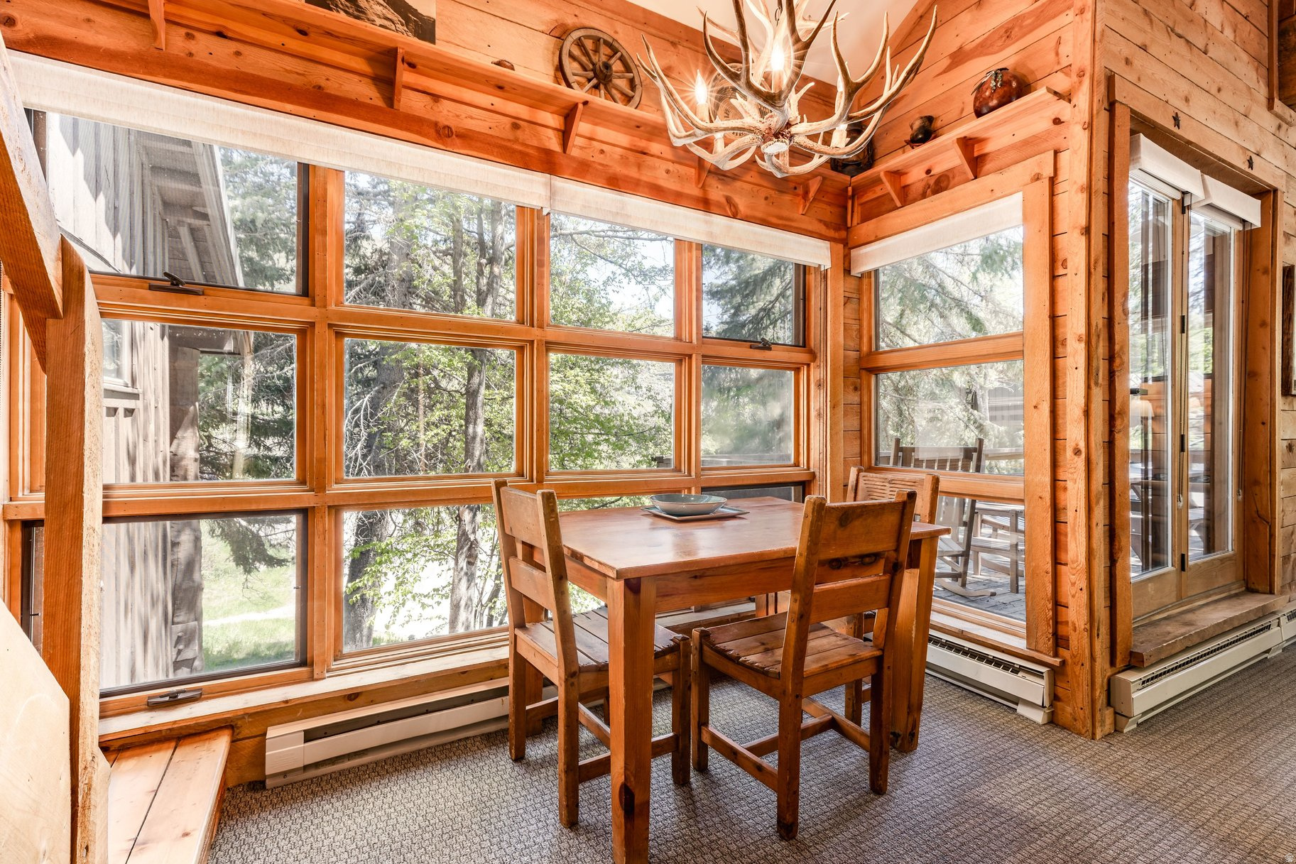SUNDANCE COTTAGES - Residential