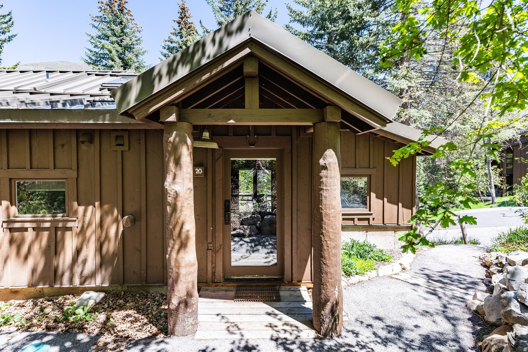 SUNDANCE COTTAGES - Residential