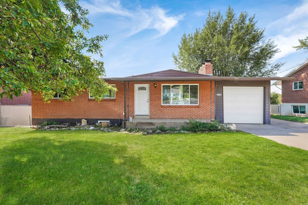 Photo of 2735 N 400 E, North Ogden, UT 84414 (MLS # 2131429)