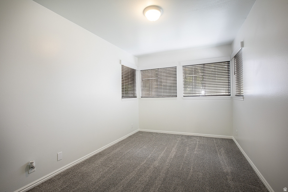 CARRIAGE CROSSING - Residential