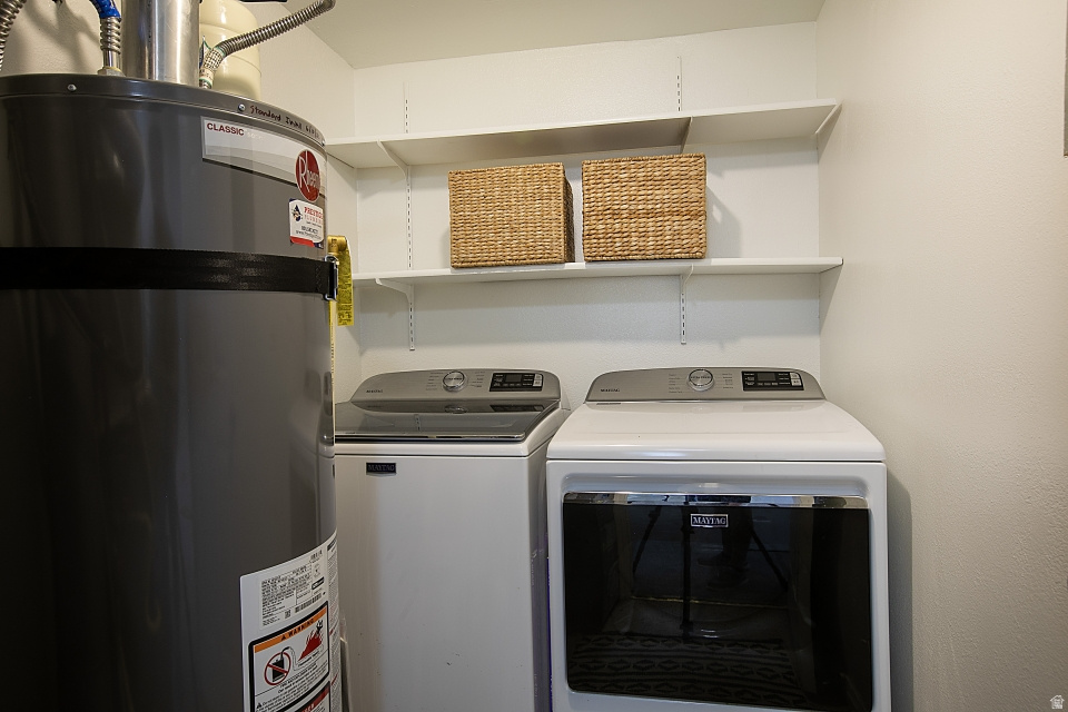 CARRIAGE CROSSING - Residential