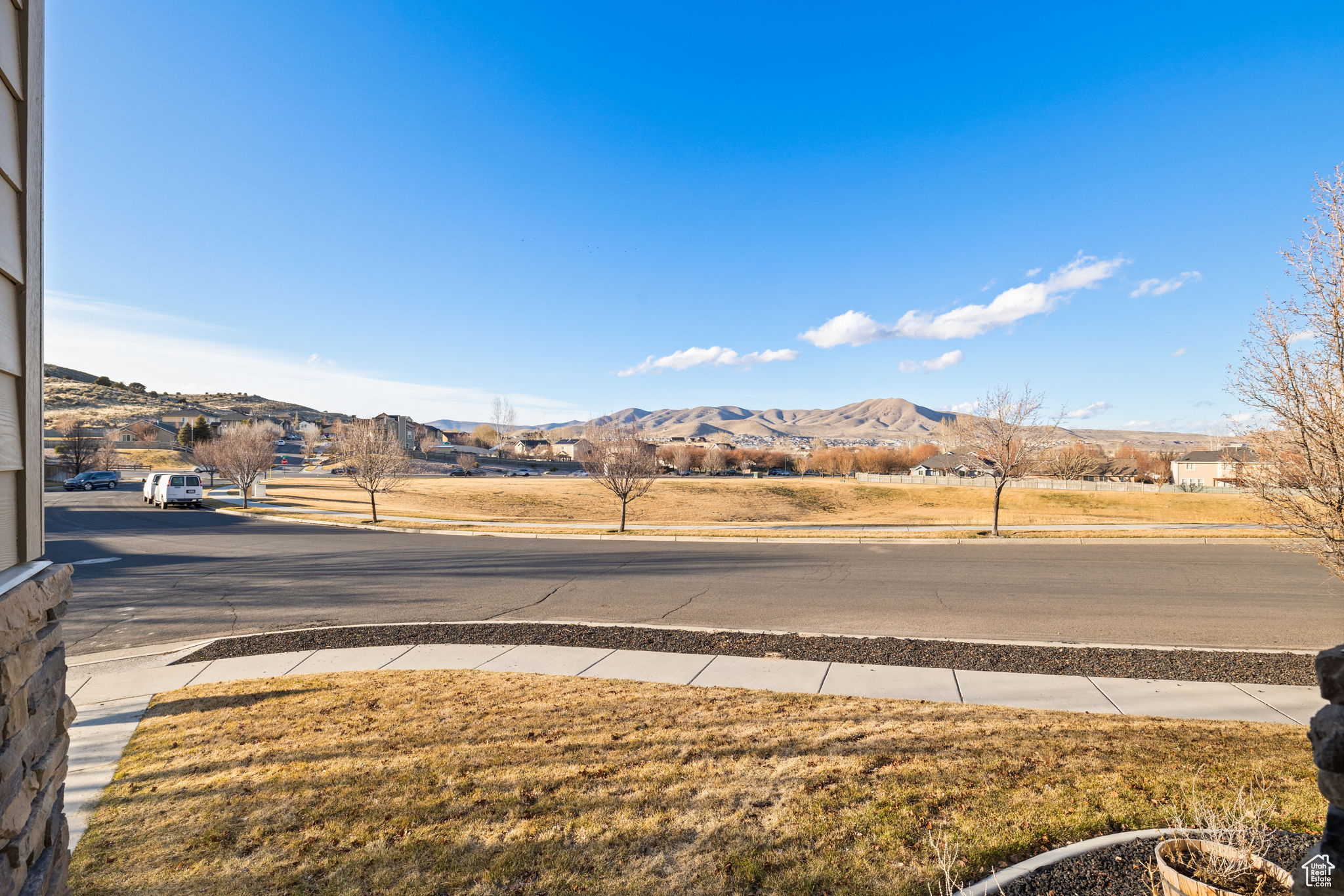 2974 E Sandpiper Rd, Eagle Mountain, Utah image 5