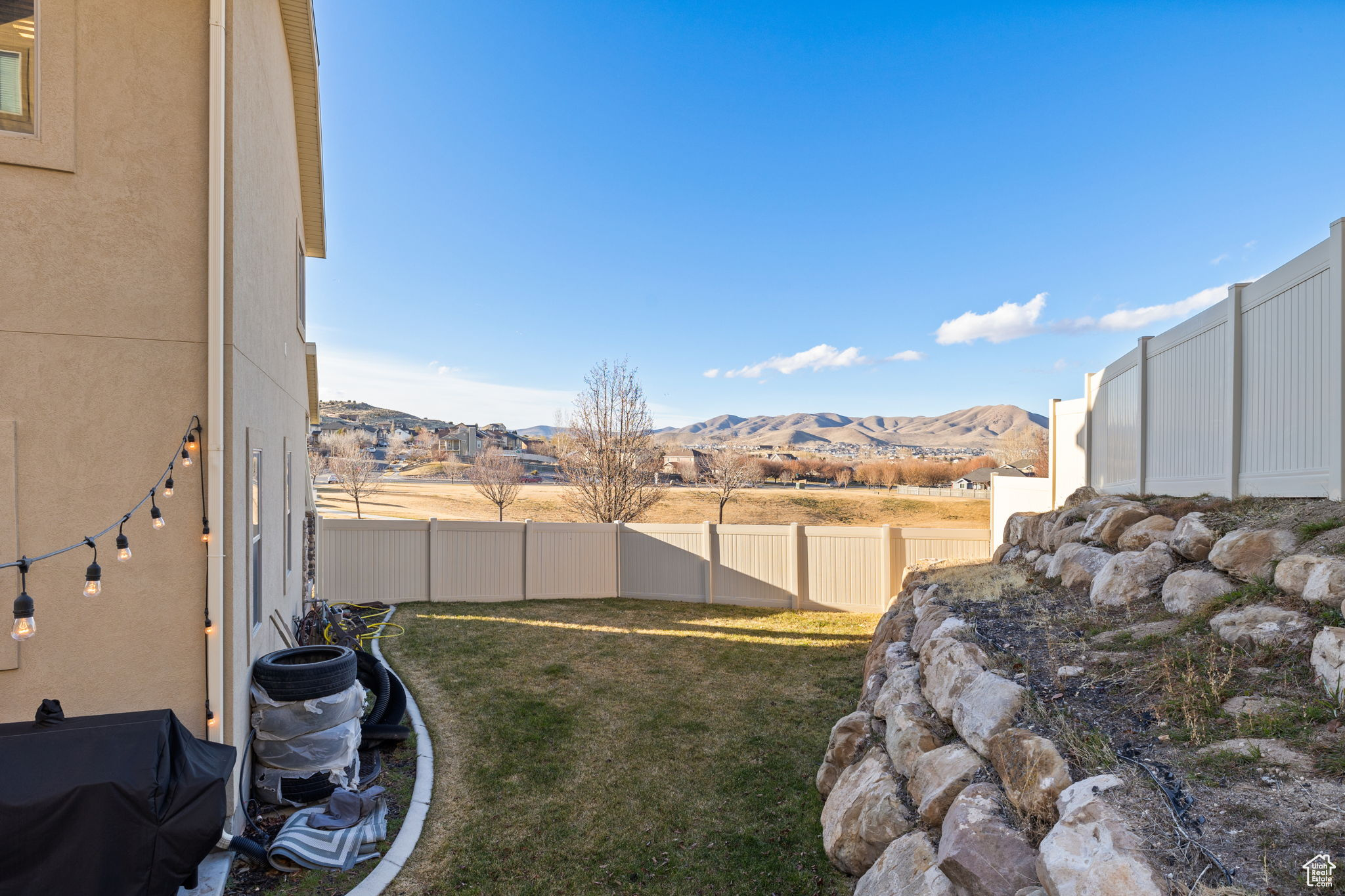 2974 E Sandpiper Rd, Eagle Mountain, Utah image 44