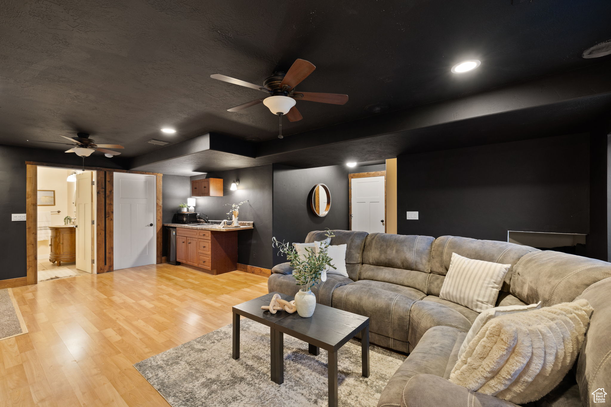 2974 E Sandpiper Rd, Eagle Mountain, Utah image 35