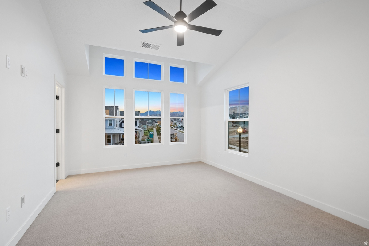 DAYBREAK - Residential